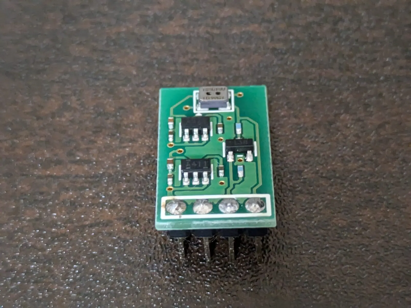 はんだ付け後のAE-TGS8100